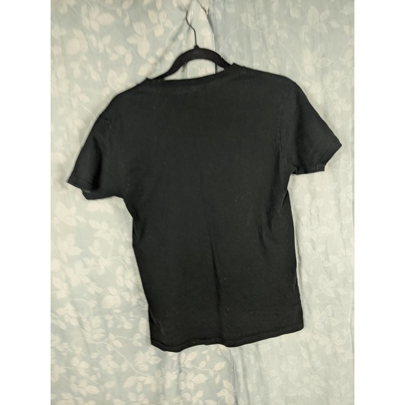 Distressed Skull / Roses T Shirt Size Small - Picture 6 of 6